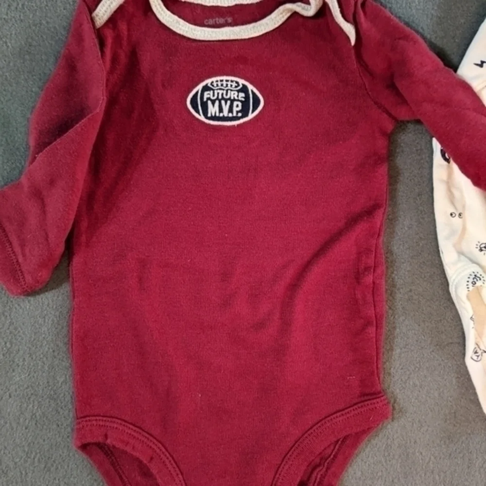 Boys‎ Carter's bodysuit sports football long sleeve size 6 months